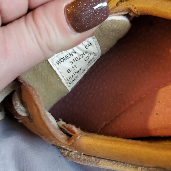 Sperry sliders - Picture 2 of 3